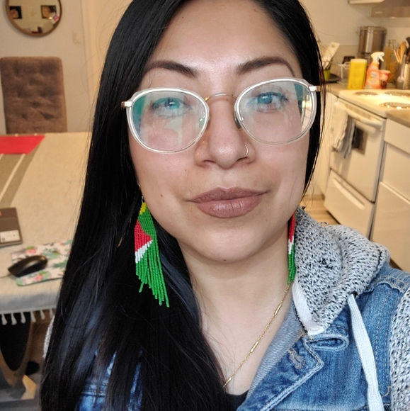 Get dressed by me ✨️ - Picture 2 of 4